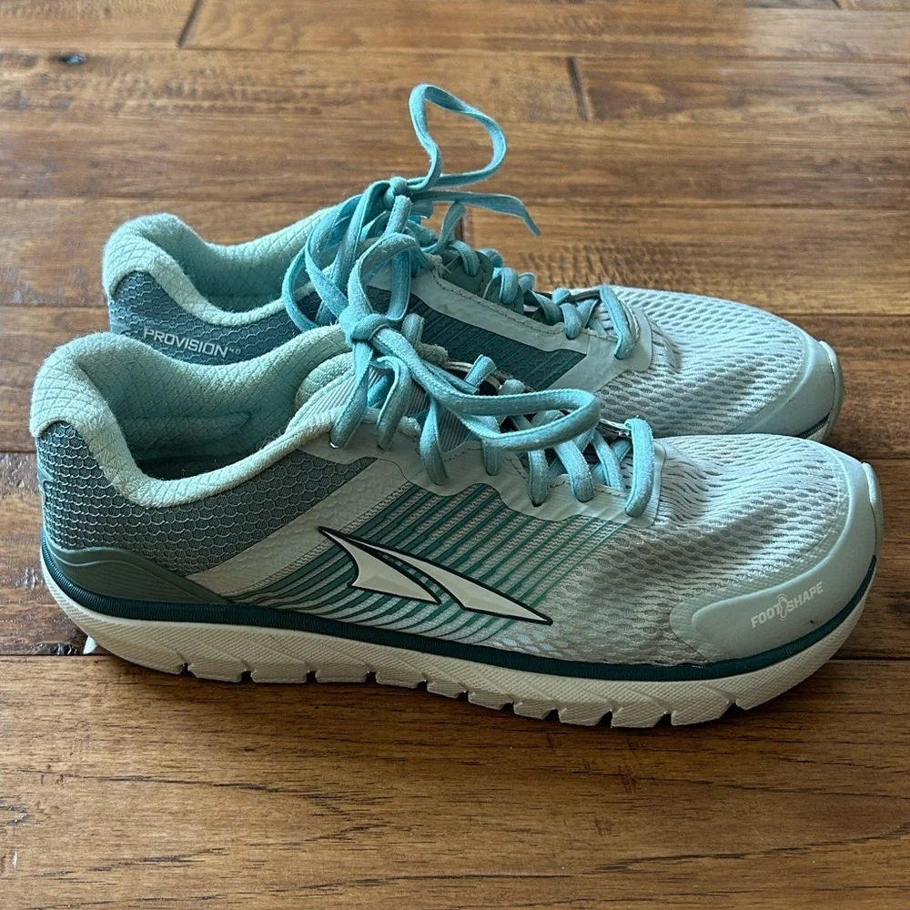 Altra Provision 4 Road Running Shoes Foot Shape Zero Drop Ice Blue Size 6.5